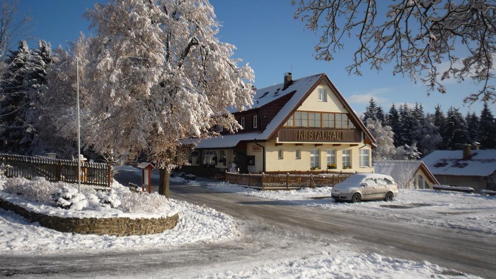 Penzion Na Podlesi Javornik  Luaran gambar